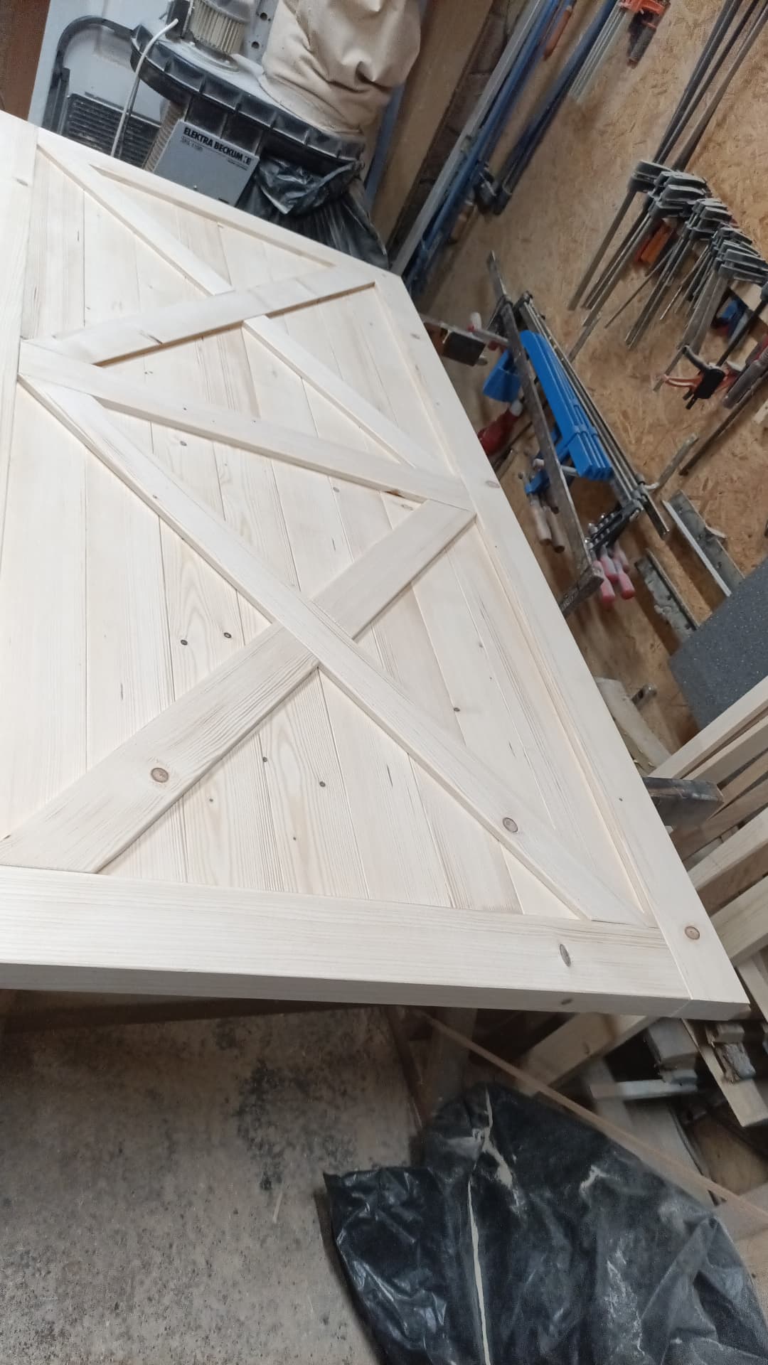 Posuvné dveře – dílenský detail